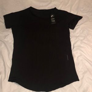 Alphalete short sleeve shirt